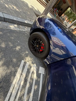 Porsche Macan 2021