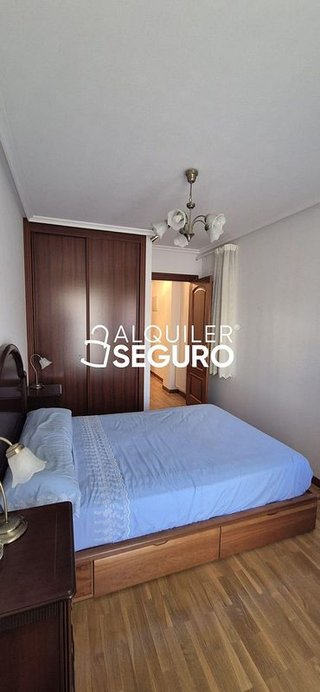 Estudio en alquiler en Zona Teatro Campoamor en Oviedo