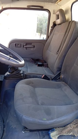Nissan Cabstar 2003