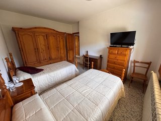 Casa con jardín en Planoles • 1.333m² parcela