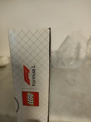 LEGO Speed Champions Aston Martin AMR24