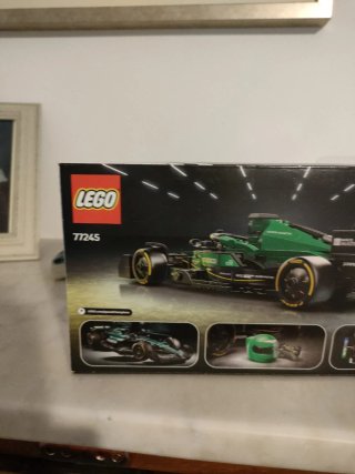 LEGO Speed Champions Aston Martin AMR24