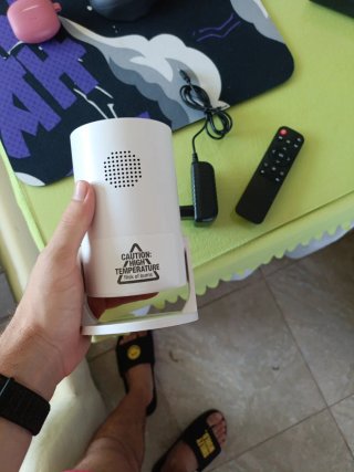 Proyector Portátil Blanco y Negro
