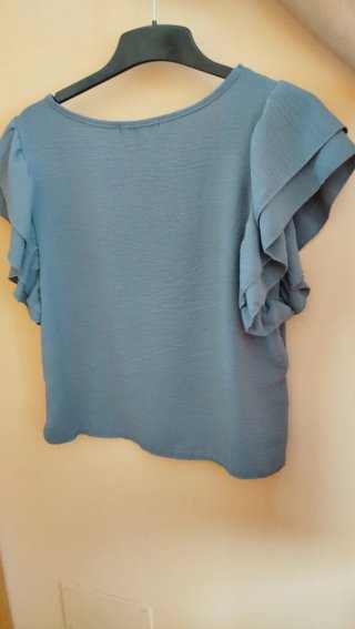 Blusa Mulaya gris con volantes