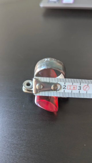 Anillo Uno de 50 Rojo y Plateado