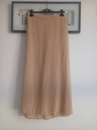 Pantalones efecto falda beige