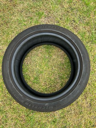 Neumático Michelin 225 45 R17