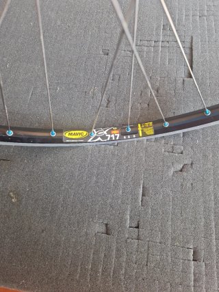 Rueda delantera Ringle 26 turquesa