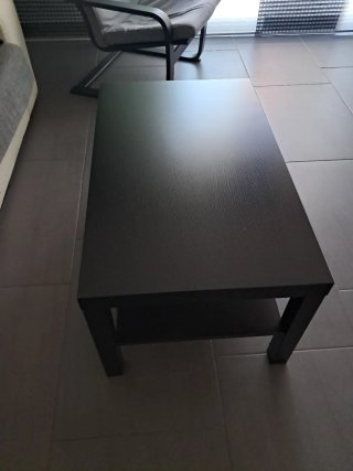 Mesa auxiliar negra Ikea
