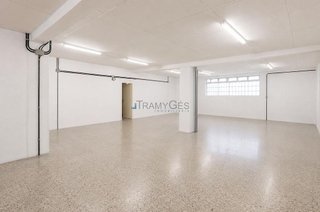 Local comercial en venta en Tui