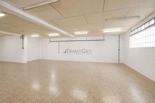 Local comercial en venta en Tui