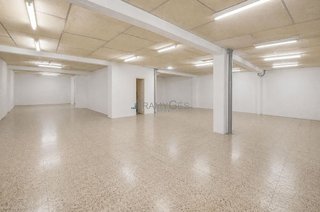 Local comercial en venta en Tui