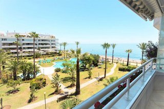 Piso en alquiler en Las Lomas de Río Verde en Marbella