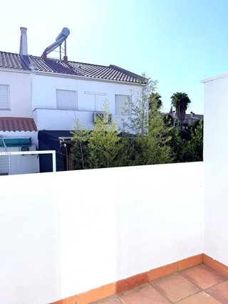 Casa adosada en alquiler en Palomares del Río