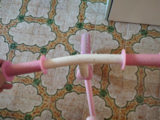 Bicicleta de equilibrio rosa