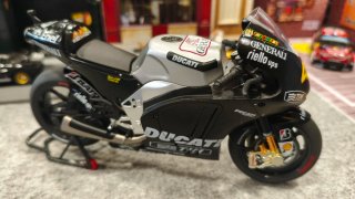 Maqueta Moto GP