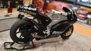 Maqueta Moto GP