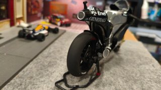 Maqueta Moto GP