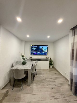 Casa adosada en venta en Ambroz en Madrid