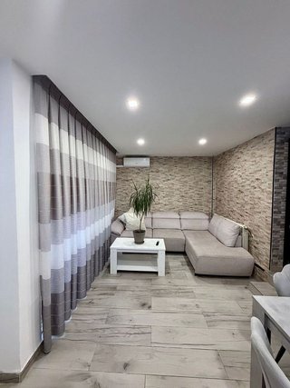 Casa adosada en venta en Ambroz en Madrid