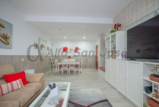 Casa adosada en venta en Rinconada (La)