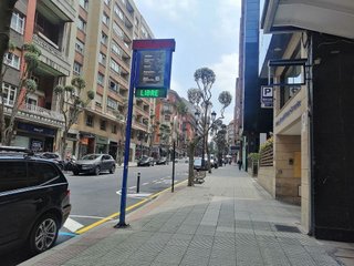 Local comercial en alquiler en Campo San Francisco - Plaza de América en Oviedo