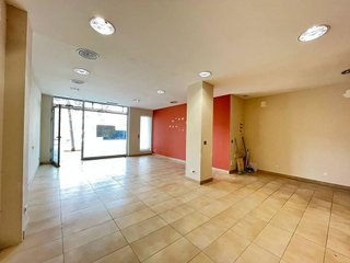 Local comercial en alquiler en Centre en Roses