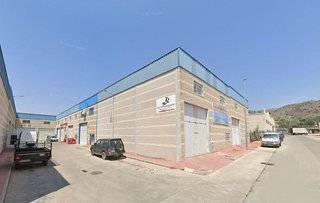 Nave industrial en venta en Álora