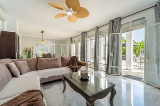 Chalet en alquiler en Las Brisas en Marbella
