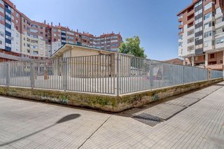Local comercial en venta en Aranzabela - Aranbizkarra en Vitoria-Gasteiz