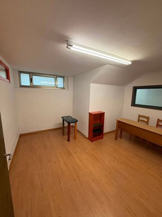 Local comercial en alquiler en Ensanche - Sar en Santiago de Compostela