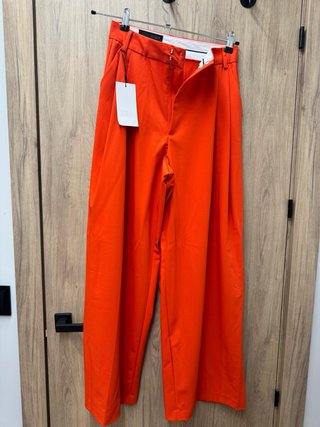 Traje Zara Naranja Nuevo
