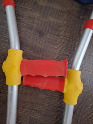 Muletas infantiles ajustables