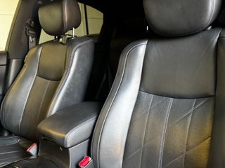 Infiniti QX70