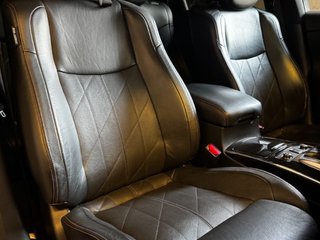 Infiniti QX70
