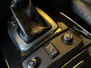 Infiniti QX70