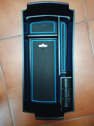 Organizador consola Peugeot 3008