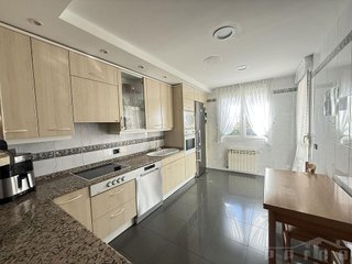 Casa pareada en venta en Barriada Yagüe en Burgos