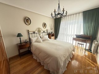 Casa pareada en venta en Barriada Yagüe en Burgos