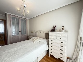 Casa pareada en venta en Barriada Yagüe en Burgos