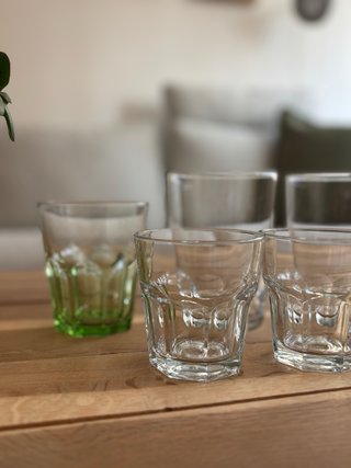 Juego de 7 vasos de vidrio