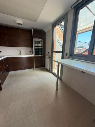 Dúplex en alquiler en Zona Monte El Pilar en Majadahonda