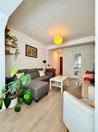 Piso en alquiler en Valdezarza en Madrid