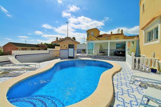 Casa adosada en venta en Campos de Golf - Villa Martin - Los Dolses en Orihuela