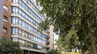 Oficina en alquiler en Sant Antoni en Barcelona
