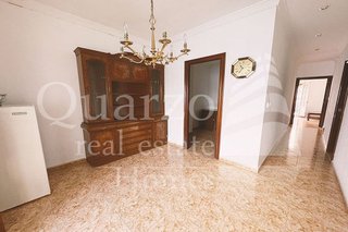 Piso en venta en Nou Moles en Valencia