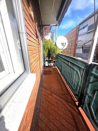 Piso en venta en Los Rosales en Madrid