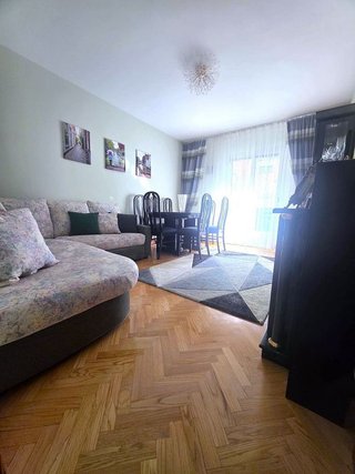 Piso en venta en Los Rosales en Madrid