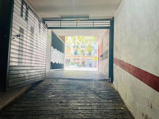 Garaje en venta en Sant Antoni en Barcelona