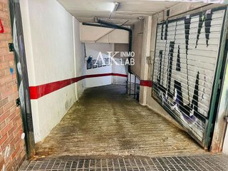 Garaje en venta en Sant Antoni en Barcelona